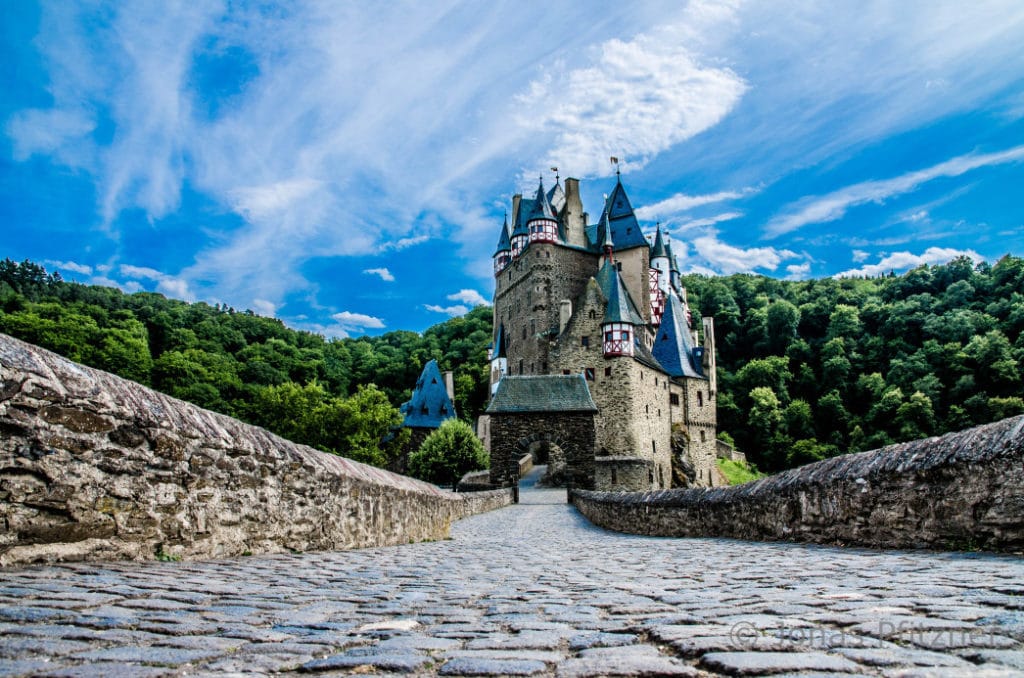 Burg Eltz, Burg in Deutschland