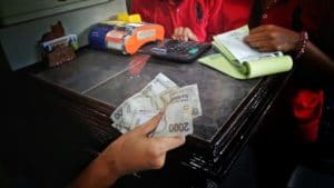 Rupiah (IDR)_Indonsien