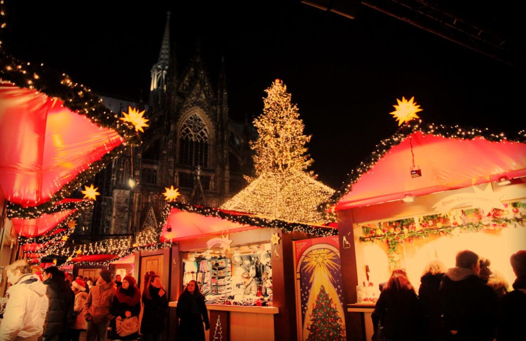 Weihnachtsmarkt am Kölner Dom